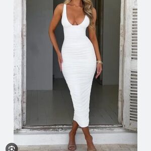 Chic White Elias Maxi Dress